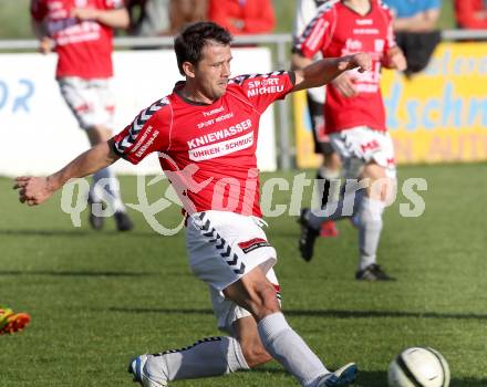 Fussball Kaerntner Liga. SVG Bleiburg gegen Feldkirchen SV. Auron Miloti  (Feldkirchen). Bleiburg, am 5.5.2012.
Foto: Kuess
---
pressefotos, pressefotografie, kuess, qs, qspictures, sport, bild, bilder, bilddatenbank