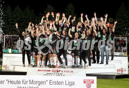 Fussball. Erste Liga.  WAC/St. Andrae gegen LASK Linz. Meisterfeier. Wolfsberg, 18.5.2012. 
Foto: Kuess

---
pressefotos, pressefotografie, kuess, qs, qspictures, sport, bild, bilder, bilddatenbank