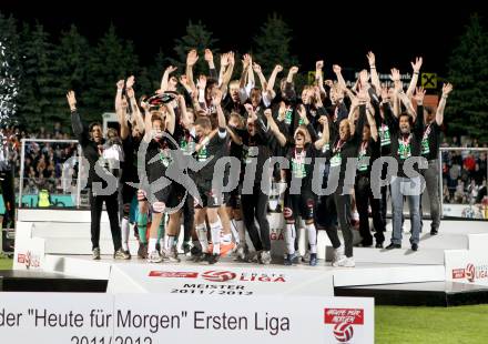 Fussball. Erste Liga.  WAC/St. Andrae gegen LASK Linz. Meisterfeier.  Jubel WAC. Wolfsberg, 18.5.2012. 
Foto: Kuess

---
pressefotos, pressefotografie, kuess, qs, qspictures, sport, bild, bilder, bilddatenbank