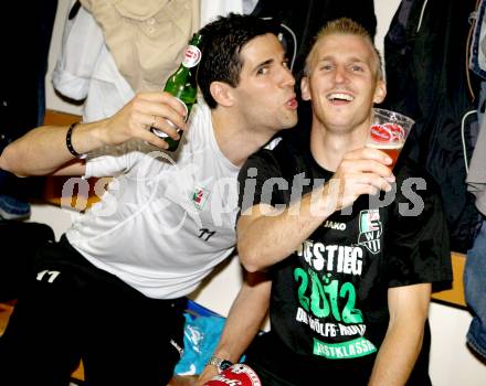 Fussball. Erste Liga.  WAC/St. Andrae gegen LASK Linz. Meisterfeier.  Jacobo, Manuel Kerhe. Wolfsberg, 18.5.2012. 
Foto: Kuess

---
pressefotos, pressefotografie, kuess, qs, qspictures, sport, bild, bilder, bilddatenbank
