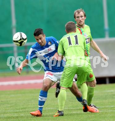 Fussball Regionalliga. VSV gegen Wels FC. Sandro Ebner, (VSV), Thomas Winkler, Thomas Hinterreiter (Wels). Villach, 1.6.2012.
Foto: Kuess
---
pressefotos, pressefotografie, kuess, qs, qspictures, sport, bild, bilder, bilddatenbank