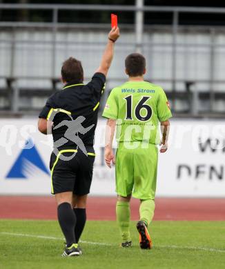 Fussball Regionalliga. VSV gegen Wels FC. gelb-rote Karte fuer Martin Lebersorg (Wels). Villach, 1.6.2012.
Foto: Kuess
---
pressefotos, pressefotografie, kuess, qs, qspictures, sport, bild, bilder, bilddatenbank