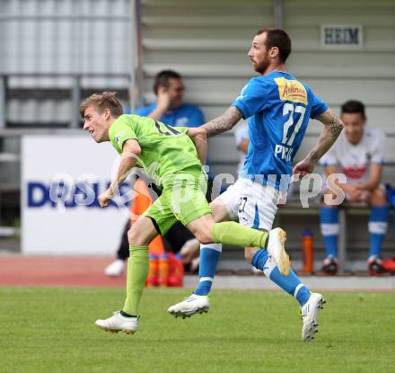 Fussball Regionalliga. VSV gegen Wels FC. Rok Pavlicic, (VSV), Philipp Schopper (Wels). Villach, 1.6.2012.
Foto: Kuess
---
pressefotos, pressefotografie, kuess, qs, qspictures, sport, bild, bilder, bilddatenbank