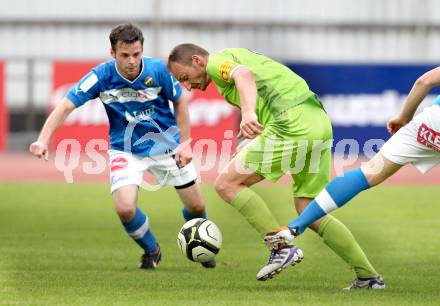 Fussball Regionalliga. VSV gegen Wels FC. Patrick Striednig,  (VSV), Andreas Feichtinger (Wels). Villach, 1.6.2012.
Foto: Kuess
---
pressefotos, pressefotografie, kuess, qs, qspictures, sport, bild, bilder, bilddatenbank