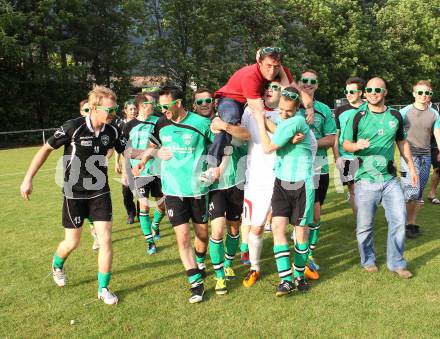 Fussball. 1. Klasse B. Feffernitz gegen Admira Villach. Jubel (Feffernitz). Feffernitz, 2.6.2012.
Foto: Kuess
---
pressefotos, pressefotografie, kuess, qs, qspictures, sport, bild, bilder, bilddatenbank