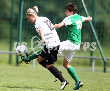 Fussball Frauen Bundesliga. FC St. Veit Kaernten Frauen gegen FC SHT Suedburgenland. Stefanie Huber, (St. Veit), Doris Adamovics (Suedburgenland). Glanegg, 3.6.2012.
Fotos: Kuess
---
pressefotos, pressefotografie, kuess, qs, qspictures, sport, bild, bilder, bilddatenbank