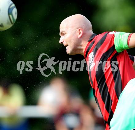 Fussball. 1. Klasse B. Feffernitz gegen Admira Villach. Aichholzer Daniel (K) (Admira Villach). Feffernitz, 2.6.2012.
Foto: Kuess
---
pressefotos, pressefotografie, kuess, qs, qspictures, sport, bild, bilder, bilddatenbank