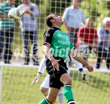 Fussball. 1. Klasse B. Feffernitz gegen Admira Villach. Steiner Gerald (Feffernitz). Feffernitz, 2.6.2012.
Foto: Kuess
---
pressefotos, pressefotografie, kuess, qs, qspictures, sport, bild, bilder, bilddatenbank