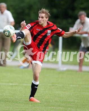 Fussball. 1. Klasse B. Feffernitz gegen Admira Villach. Kudler Marco (Admira Villach). Feffernitz, 2.6.2012.
Foto: Kuess
---
pressefotos, pressefotografie, kuess, qs, qspictures, sport, bild, bilder, bilddatenbank