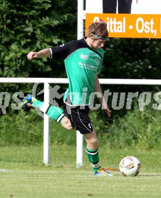 Fussball. 1. Klasse B. Feffernitz gegen Admira Villach. Edlinger Johannes (Feffernitz). Feffernitz, 2.6.2012.
Foto: Kuess
---
pressefotos, pressefotografie, kuess, qs, qspictures, sport, bild, bilder, bilddatenbank