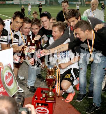 Fussball KFV Cup. Finale. SV Spittal gegen Kraig. Jubel Spittal. Spittal, 6.6.2012.
Foto: Kuess
---
pressefotos, pressefotografie, kuess, qs, qspictures, sport, bild, bilder, bilddatenbank