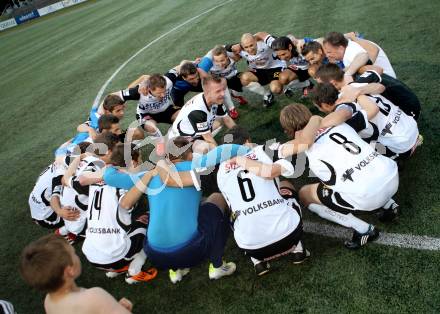 Fussball KFV Cup. Finale. SV Spittal gegen Kraig. Jubel Spittal. Spittal, 6.6.2012.
Foto: Kuess
---
pressefotos, pressefotografie, kuess, qs, qspictures, sport, bild, bilder, bilddatenbank