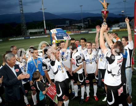 Fussball KFV Cup. Finale. SV Spittal gegen Kraig. Jubel Spittal. Spittal, 6.6.2012.
Foto: Kuess
---
pressefotos, pressefotografie, kuess, qs, qspictures, sport, bild, bilder, bilddatenbank