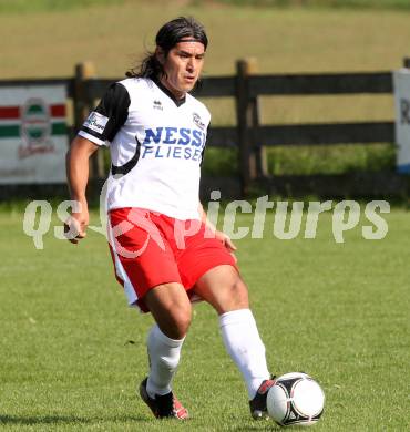 Fussball KFV Cup. SV Kraig gegen SV Spittal/Drau. Carlos Chaile (Spittal). Kraig, am 28.5.2012.
Foto: Kuess
---
pressefotos, pressefotografie, kuess, qs, qspictures, sport, bild, bilder, bilddatenbank
