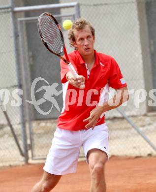 Tennis. Bundesliga. Union Klagenfurt. Martin Slanar. Klagenfurt, 7.6.2012.
Foto: Kuess
---
pressefotos, pressefotografie, kuess, qs, qspictures, sport, bild, bilder, bilddatenbank