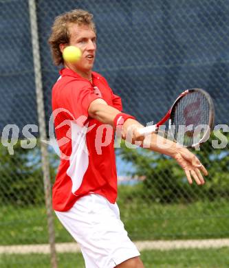 Tennis. Bundesliga. Union Klagenfurt. Martin Slanar. Klagenfurt, 7.6.2012.
Foto: Kuess
---
pressefotos, pressefotografie, kuess, qs, qspictures, sport, bild, bilder, bilddatenbank