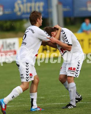 Fussball Kaerntner Liga. ATSV Wolfsberg gegen Feldkirchen SV. Torjubel Sick Thomas, Hinteregger Martin (Feldkirchen).  Wolfsberg 8.6.2012
Foto: Kuess

---
pressefotos, pressefotografie, kuess, qs, qspictures, sport, bild, bilder, bilddatenbank