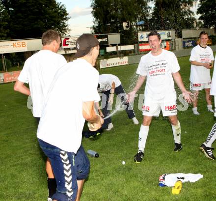 Fussball Kaerntner Liga. ATSV Wolfsberg gegen Feldkirchen SV. Jubel   (Feldkirchen).  Wolfsberg 8.6.2012
Foto: Kuess

---
pressefotos, pressefotografie, kuess, qs, qspictures, sport, bild, bilder, bilddatenbank