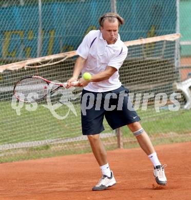 Tennis. Bundesliga. Union Klagenfurt. Michael Schmid. Klagenfurt, 7.6.2012.
Foto: Kuess
---
pressefotos, pressefotografie, kuess, qs, qspictures, sport, bild, bilder, bilddatenbank