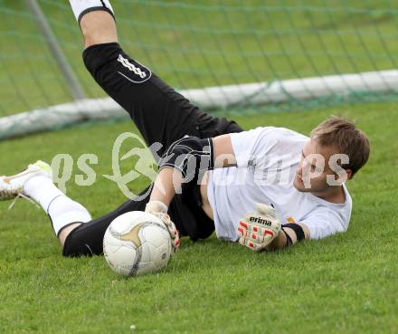 Fussball Bundesliga. Trainingsbeginn SK WAC/St. Andrae. Marco Knaller. Wolfsberg, 11.6.2012.
Foto: Kuess
---
pressefotos, pressefotografie, kuess, qs, qspictures, sport, bild, bilder, bilddatenbank