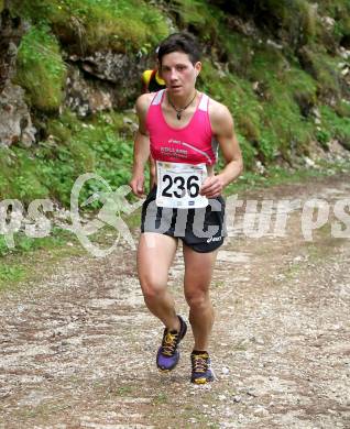 Berglauf Oesterreichische Meisterschaft. Schwarzgupflauf. Barbara Stocklauser (AUT). St. Margarethen im Rosental, am 10.6.2012.
Foto: Kuess 
---
pressefotos, pressefotografie, kuess, qs, qspictures, sport, bild, bilder, bilddatenbank