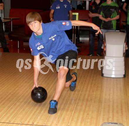 Bowling. Florian Habich. KLagenfurt, am 16.5.2012.
Foto: Kuess
---
pressefotos, pressefotografie, kuess, qs, qspictures, sport, bild, bilder, bilddatenbank