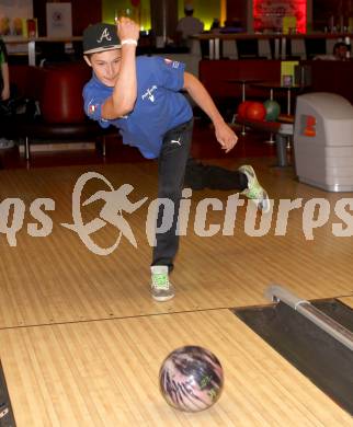 Bowling. Maximilian Scherling. KLagenfurt, am 16.5.2012.
Foto: Kuess
---
pressefotos, pressefotografie, kuess, qs, qspictures, sport, bild, bilder, bilddatenbank