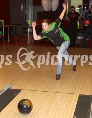 Bowling. Julia Habich. KLagenfurt, am 16.5.2012.
Foto: Kuess
---
pressefotos, pressefotografie, kuess, qs, qspictures, sport, bild, bilder, bilddatenbank