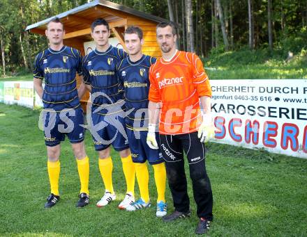 Fussball 1. KLasse. SV Ebental. Gernot Koenig, David Valtiner, Daniel Woschnak, Martin Klemen. Ebental, am 18.5.2012.
Foto: Kuess
---
pressefotos, pressefotografie, kuess, qs, qspictures, sport, bild, bilder, bilddatenbank