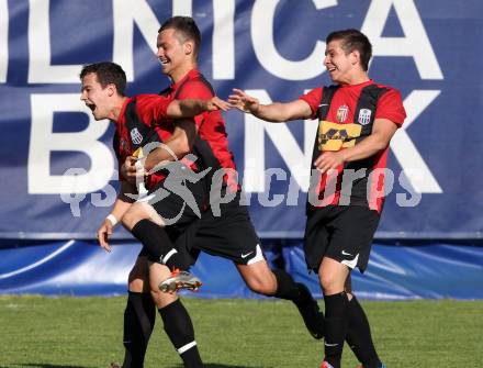 Fussball Regionalliga. SAK gegen LASK Amateure. Torjubel Marco Koller (LASK). Klagenfurt, 15.5.2012.
Foto: Kuess
---
pressefotos, pressefotografie, kuess, qs, qspictures, sport, bild, bilder, bilddatenbank