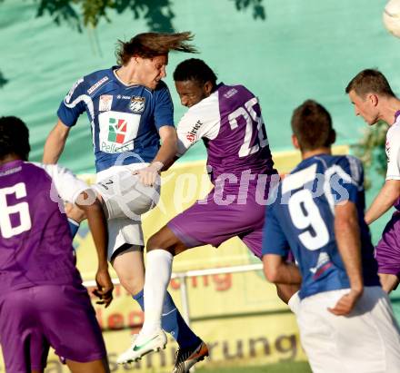 Fussball. Freundschaftsspiel. WAC/St. Andrae gegen SK Austria Klagenfurt. Dario Baldauf  (WAC), Christian Makanda Mpaka (Klagenfurt). Klagenfurt, 16.6.2012.
Foto: Kuess

---
pressefotos, pressefotografie, kuess, qs, qspictures, sport, bild, bilder, bilddatenbank