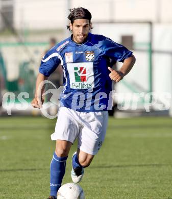 Fussball. Freundschaftsspiel. WAC/St. Andrae gegen SK Austria Klagenfurt. Michele Polverino (WAC). Klagenfurt, 16.6.2012.
Foto: Kuess

---
pressefotos, pressefotografie, kuess, qs, qspictures, sport, bild, bilder, bilddatenbank