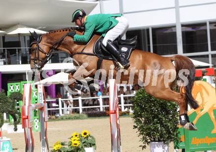 Springreiten. Staatsmeisterschaft Mannschaft. Dieter Koefler. Treffen, am 22.6.2012.
Foto: Kuess

---
pressefotos, pressefotografie, kuess, qs, qspictures, sport, bild, bilder, bilddatenbank