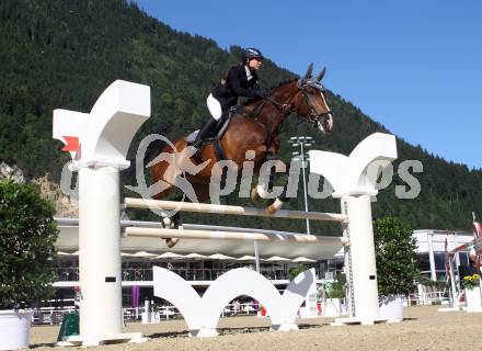 Springreiten. Staatsmeisterschaft Mannschaft. Andrea Skorianz-Jenull (K). Treffen, am 22.6.2012.
Foto: Kuess

---
pressefotos, pressefotografie, kuess, qs, qspictures, sport, bild, bilder, bilddatenbank