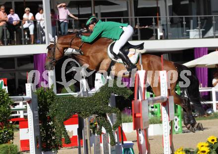 Springreiten. Staatsmeisterschaft Mannschaft. Gerfried Puck. Treffen, am 22.6.2012.
Foto: Kuess

---
pressefotos, pressefotografie, kuess, qs, qspictures, sport, bild, bilder, bilddatenbank