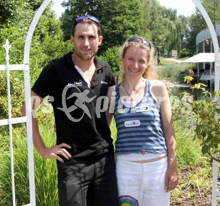 Ironman Austria 2012. Pressekonferenz. Faris Al-Sultan, Simone Helfenschneider-Ofner. Klagenfurt, 29.6.2012.
Foto: Kuess
---
pressefotos, pressefotografie, kuess, qs, qspictures, sport, bild, bilder, bilddatenbank