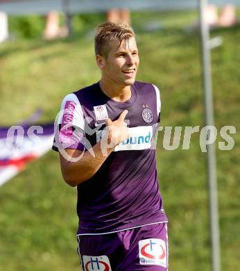 Fussball Bundesliga. Testspiel. SV Feldkirchen gegen Austria Wien.  Alexander Gruenwald (Austria Wien). Feldkirchen, am 30.6.2012.
Foto: Kuess

---
pressefotos, pressefotografie, kuess, qs, qspictures, sport, bild, bilder, bilddatenbank