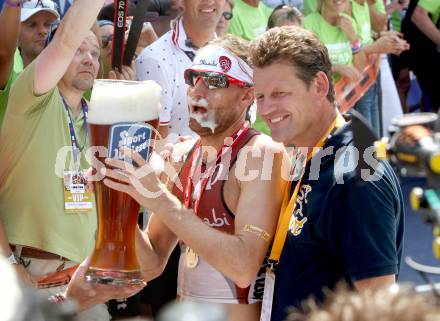 Ironman Austria. Schwimmen, Radfahren, Laufen. Faris Al-Sultan, Buergermeister Christian Scheider, Landeshauptmann Gerhard Doerfler. Klagenfurt, 1.7.2012
Foto: Kuess

---
pressefotos, pressefotografie, kuess, qs, qspictures, sport, bild, bilder, bilddatenbank