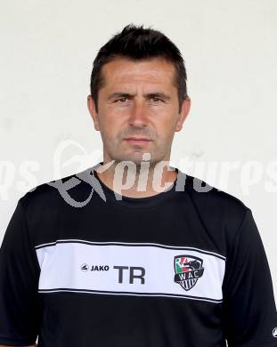 Fussball. Bundesliga. WAC. Mannschaftsfototermin. Portraits. Trainer Nenad Bjelica. Wolfsberg, 2.7.2012.
Foto: Kuess
---
pressefotos, pressefotografie, kuess, qs, qspictures, sport, bild, bilder, bilddatenbank