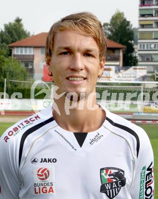 Fussball. Bundesliga. WAC. Mannschaftsfototermin. Portraits. Rene Gsellmann. Wolfsberg, 2.7.2012.
Foto: Kuess
---
pressefotos, pressefotografie, kuess, qs, qspictures, sport, bild, bilder, bilddatenbank