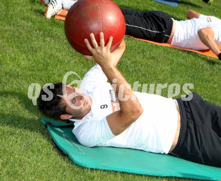 Fussball. Bundesliga. WAC. Training. Ruben Rivera. Wolfsberg, 2.7.2012.
Foto: Kuess
---
pressefotos, pressefotografie, kuess, qs, qspictures, sport, bild, bilder, bilddatenbank