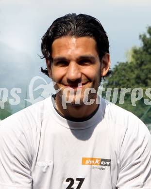 Fussball. Bundesliga. WAC. Mannschaftsfototermin. Portraits. Michele Polverino. Wolfsberg, 2.7.2012.
Foto: Kuess
---
pressefotos, pressefotografie, kuess, qs, qspictures, sport, bild, bilder, bilddatenbank