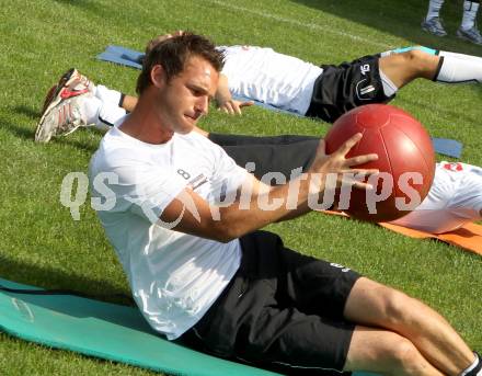 Fussball. Bundesliga. WAC. Training. Gernot Messner. Wolfsberg, 2.7.2012.
Foto: Kuess
---
pressefotos, pressefotografie, kuess, qs, qspictures, sport, bild, bilder, bilddatenbank