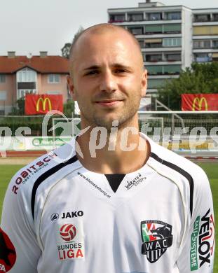 Fussball. Bundesliga. WAC. Mannschaftsfototermin. Portraits. Stephan Stueckler . Wolfsberg, 2.7.2012.
Foto: Kuess
---
pressefotos, pressefotografie, kuess, qs, qspictures, sport, bild, bilder, bilddatenbank