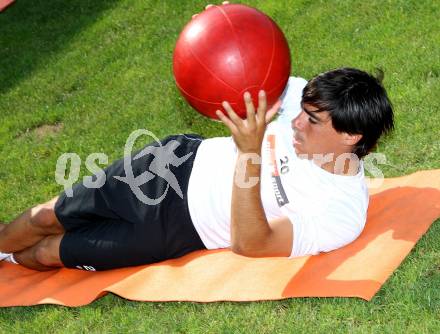 Fussball. Bundesliga. WAC. Training. Davide de Paula . Wolfsberg, 2.7.2012.
Foto: Kuess
---
pressefotos, pressefotografie, kuess, qs, qspictures, sport, bild, bilder, bilddatenbank