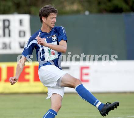 Fussball Testspiel. Treibach gegen RZ Pellets WAC. Christian Falk (WAC). Treibach, 6.7.2012.
Foto: Kuess
---
pressefotos, pressefotografie, kuess, qs, qspictures, sport, bild, bilder, bilddatenbank