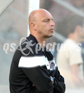 Fussball Testspiel. Treibach gegen RZ Pellets WAC.  Co-Trainer Slobodan Grubor,  (WAC). Treibach, 6.7.2012.
Foto: Kuess
---
pressefotos, pressefotografie, kuess, qs, qspictures, sport, bild, bilder, bilddatenbank