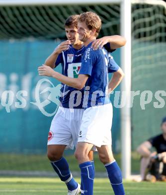 Fussball Testspiel. Treibach gegen RZ Pellets WAC.  Torjubel Mihret Topcagic, Christian Falk (WAC). Treibach, 6.7.2012.
Foto: Kuess
---
pressefotos, pressefotografie, kuess, qs, qspictures, sport, bild, bilder, bilddatenbank