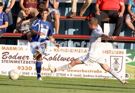 Fussball Testspiel. Treibach gegen RZ Pellets WAC. Daniel Wernig,  (Treibach), Gernot Suppan (WAC). Treibach, 6.7.2012.
Foto: Kuess
---
pressefotos, pressefotografie, kuess, qs, qspictures, sport, bild, bilder, bilddatenbank