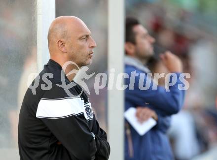 Fussball Testspiel. Treibach gegen RZ Pellets WAC.  Co-Trainer Slobodan Grubor,  (WAC). Treibach, 6.7.2012.
Foto: Kuess
---
pressefotos, pressefotografie, kuess, qs, qspictures, sport, bild, bilder, bilddatenbank